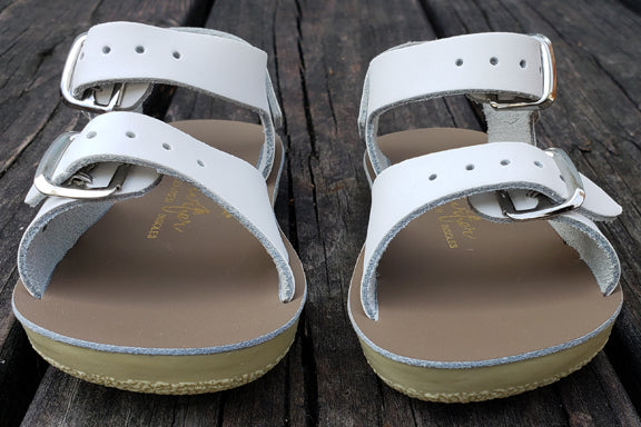Sun Sans Surfer White